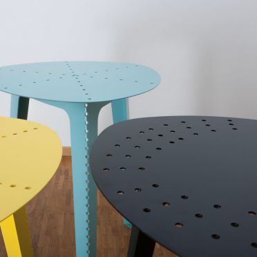 hule - pimm stolik czarny niebieski żółty